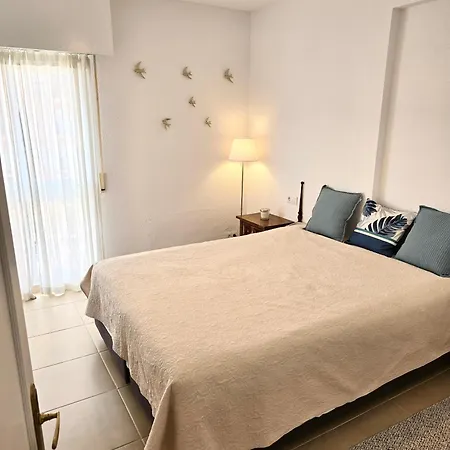 Apartment First Line Sea View *